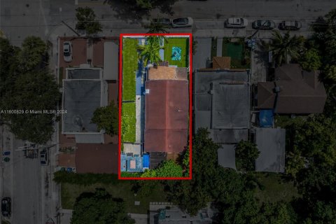 Commercial property in Miami, Florida № 1215666 - photo 30