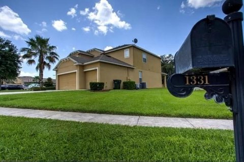 House in Orlando, Florida 5 bedrooms, 264.59 sq.m. № 1295123 - photo 6