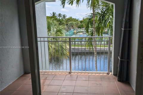 Apartment in Pembroke Pines, Florida 2 bedrooms, 92.9 sq.m. № 1360433 - photo 19