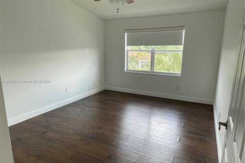 Appartement à louer à Pembroke Pines, Floride: 2 chambres, 92.9 m2 № 1360433 - photo 5