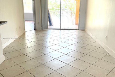 Appartement à louer à Pembroke Pines, Floride: 2 chambres, 92.9 m2 № 1360433 - photo 17