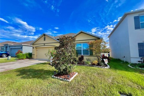 House in Davenport, Florida 4 bedrooms, 173.45 sq.m. № 1342841 - photo 3