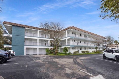 Copropriété à vendre à Pompano Beach, Floride: 2 chambres, 92.9 m2 № 1221339 - photo 10