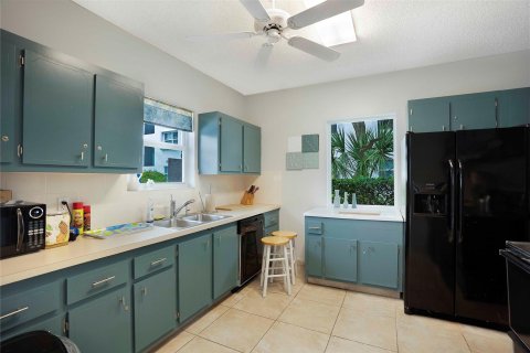 Copropriété à vendre à Pompano Beach, Floride: 2 chambres, 92.9 m2 № 1221339 - photo 4