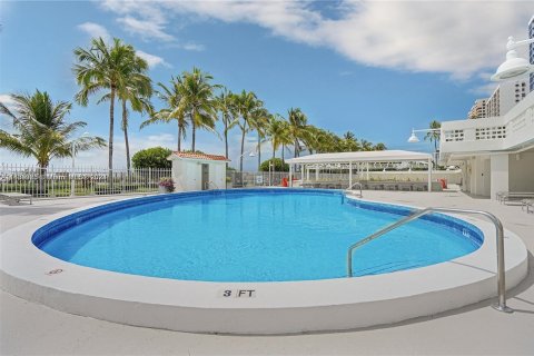 Condominio en venta en Miami Beach, Florida, 1 dormitorio, 67.45 m2 № 1316614 - foto 16