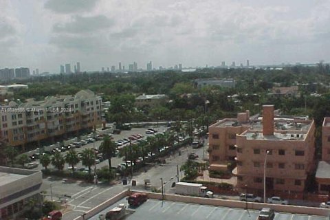 Condominio en venta en Miami Beach, Florida, 1 dormitorio, 67.45 m2 № 1316614 - foto 17