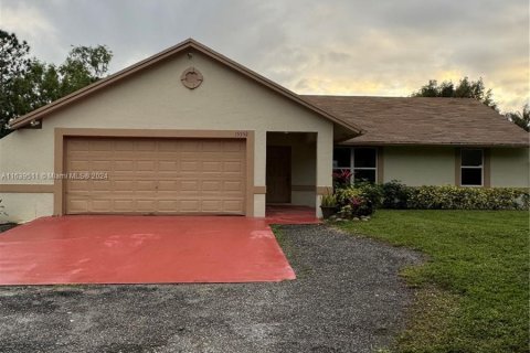 House in Loxahatchee Groves, Florida 3 bedrooms, 132.76 sq.m. № 1316613 - photo 1