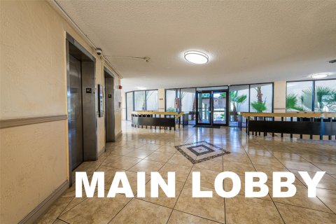 Condominio en venta en Lauderhill, Florida, 1 dormitorio, 50.35 m2 № 998431 - foto 16