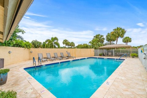 Touwnhouse à vendre à Boynton Beach, Floride: 2 chambres, 120.96 m2 № 1178213 - photo 4