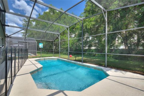 Villa ou maison à vendre à Kissimmee, Floride: 4 chambres, 210.8 m2 № 1350158 - photo 3