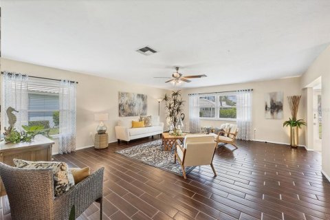 Casa en venta en Bradenton, Florida, 2 dormitorios, 200.11 m2 № 1350124 - foto 9