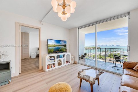 Condominio en venta en Miami Beach, Florida, 1 dormitorio, 74.32 m2 № 1189193 - foto 10