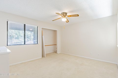 House in Orange Park, Florida 2 bedrooms, 163.97 sq.m. № 772726 - photo 26