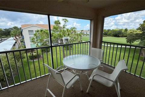 Condo in Sarasota, Florida, 2 bedrooms  № 1394501 - photo 2