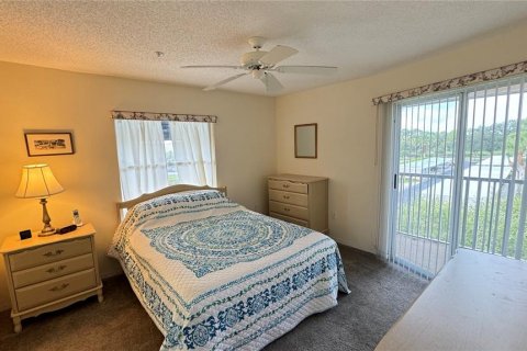 Condo in Sarasota, Florida, 2 bedrooms  № 1394501 - photo 10