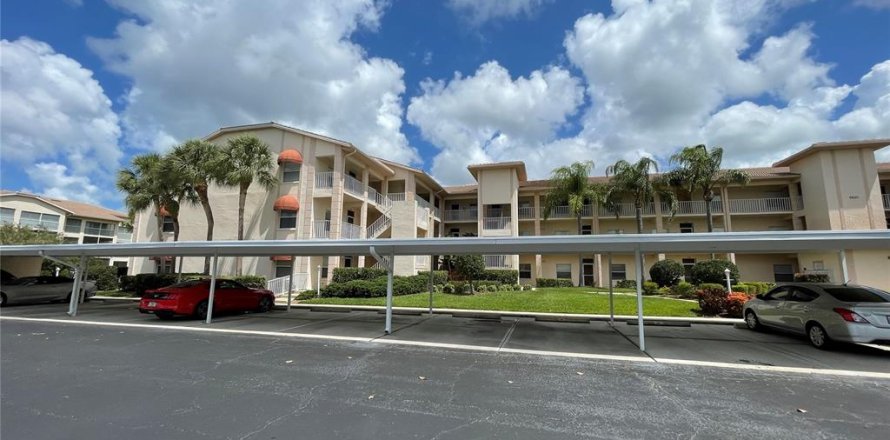 Condo in Sarasota, Florida, 2 bedrooms  № 1394501