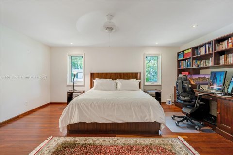 Casa en venta en Coral Gables, Florida, 5 dormitorios, 239.87 m2 № 1095686 - foto 11