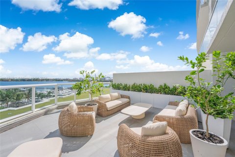 Copropriété à vendre à Miami Beach, Floride: 2 chambres, 162.58 m2 № 1391707 - photo 1