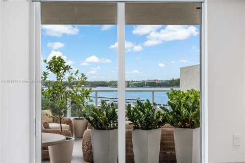 Copropriété à vendre à Miami Beach, Floride: 2 chambres, 162.58 m2 № 1391707 - photo 19