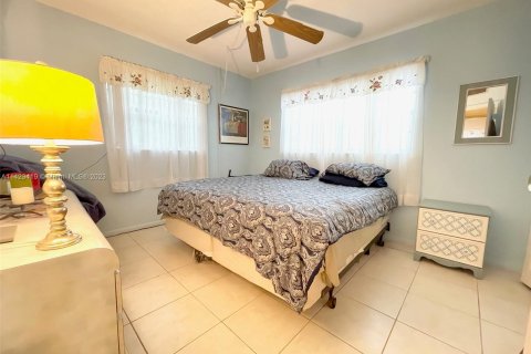 Купить кондоминиум в Лодердейл-Лейкс, Флорида 2 спальни, 87.7м2, № 627108 - фото 19