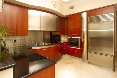 Condo in Sunny Isles Beach, Florida, 1 bedroom  № 1102644 - photo 10