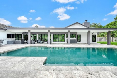 Villa ou maison à vendre à Miami, Floride: 6 chambres, 320.42 m2 № 1387977 - photo 4