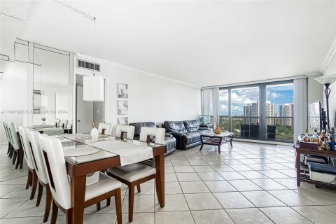 Copropriété à vendre à Aventura, Floride: 2 chambres, 101.45 m2 № 1387976 - photo 5