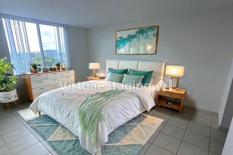 Condo in Hollywood, Florida, 2 bedrooms  № 1387974 - photo 2