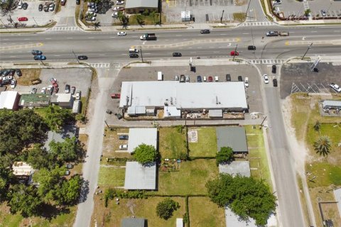 Commercial property in Tampa, Florida 4 bedrooms, 214.79 sq.m. № 1143566 - photo 14