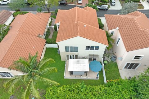 Villa ou maison à vendre à Coral Springs, Floride: 4 chambres, 195.37 m2 № 1188454 - photo 7