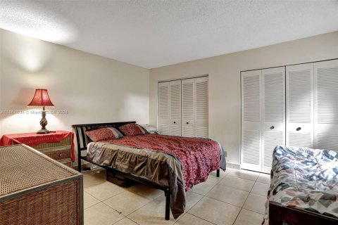 Touwnhouse à vendre à North Lauderdale, Floride: 3 chambres, 132.11 m2 № 1333606 - photo 17