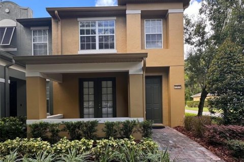 Townhouse in Windermere, Florida 3 bedrooms, 152.73 sq.m. № 1369999 - photo 1