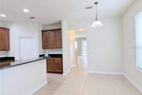 Townhouse in Windermere, Florida 3 bedrooms, 152.73 sq.m. № 1369999 - photo 10