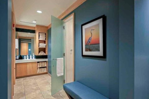 Casa en venta en Stuart, Florida, 3 dormitorios, 273.41 m2 № 61328 - foto 1
