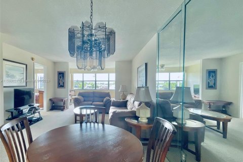 Copropriété à vendre à Sunrise, Floride: 2 chambres, 89.19 m2 № 1206807 - photo 7