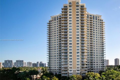 Condominio en venta en Aventura, Florida, 2 dormitorios, 109.16 m2 № 1306464 - foto 1