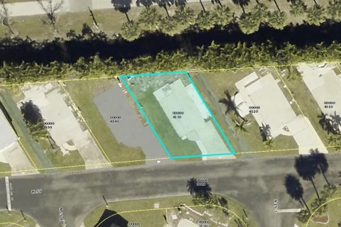 Terreno en venta en Fort Myers, Florida № 1358054 - foto 5