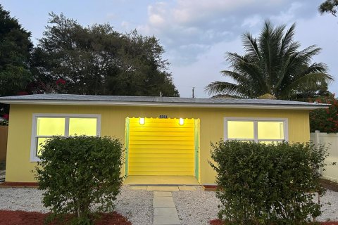 Propiedad comercial en venta en Stuart, Florida, 63.92 m2 № 1175383 - foto 26