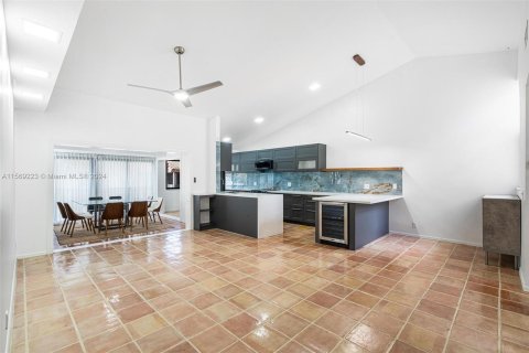 Adosado en venta en Hollywood, Florida, 3 dormitorios, 133.59 m2 № 1128644 - foto 4