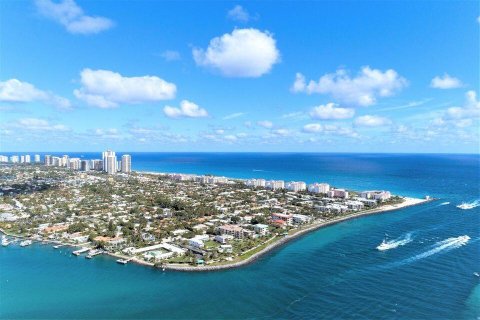 Condominio en venta en Riviera Beach, Florida, 2 dormitorios, 137.4 m2 № 1007444 - foto 2