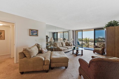 Condominio en venta en Riviera Beach, Florida, 2 dormitorios, 137.4 m2 № 1007444 - foto 21