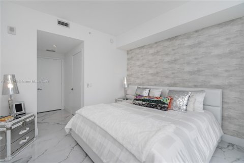 Condominio en venta en Miami, Florida, 3 dormitorios, 157.75 m2 № 124770 - foto 18
