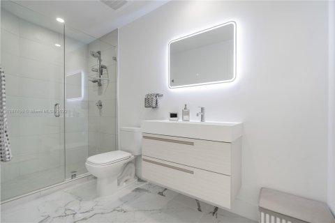 Condominio en venta en Miami, Florida, 3 dormitorios, 157.75 m2 № 124770 - foto 23