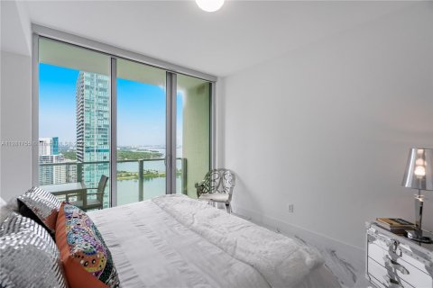Condominio en venta en Miami, Florida, 3 dormitorios, 157.75 m2 № 124770 - foto 17