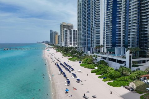 Studio in the Condo in Sunny Isles Beach, Florida  № 1272455 - photo 27