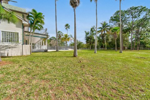 House in Palm City, Florida 6 bedrooms, 685.25 sq.m. № 976364 - photo 21