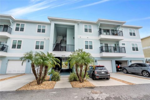 Condominio en venta en New Port Richey, Florida, 3 dormitorios, 114.08 m2 № 1204063 - foto 2