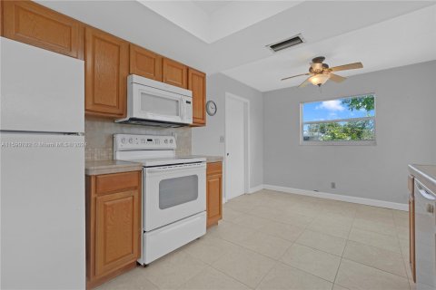 Casa en venta en Margate, Florida, 2 dormitorios, 106.84 m2 № 1181667 - foto 15