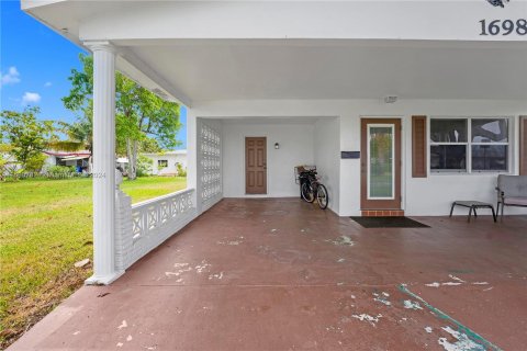 Villa ou maison à vendre à Margate, Floride: 2 chambres, 106.84 m2 № 1181667 - photo 13