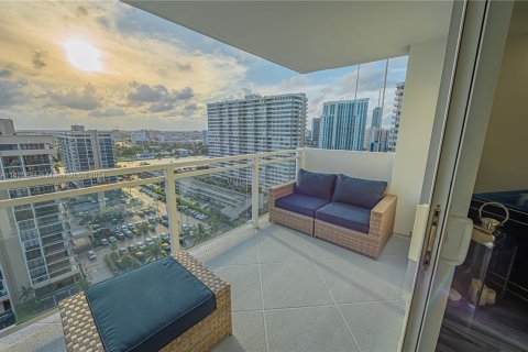 Copropriété à vendre à Hallandale Beach, Floride: 2 chambres, 121.89 m2 № 1292815 - photo 27